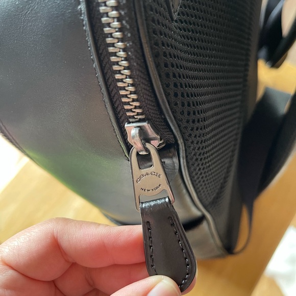 Authentic Coach Men’s Backpack - Picture 5 of 10